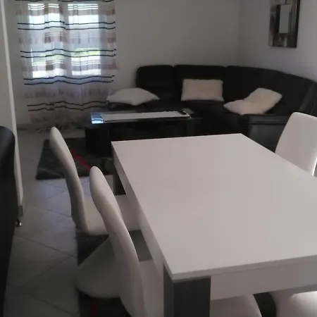 ゲストハウス Provencale Stevenson